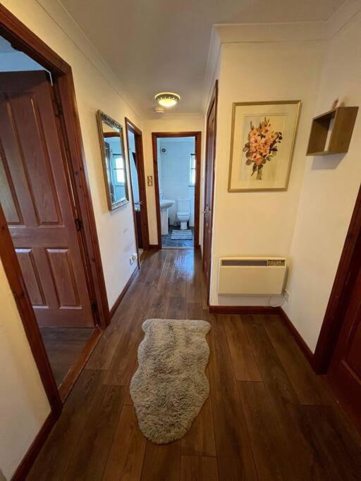 Apartment With Parking, Close To The Raigmore Hospital Инвернесс Экстерьер фото